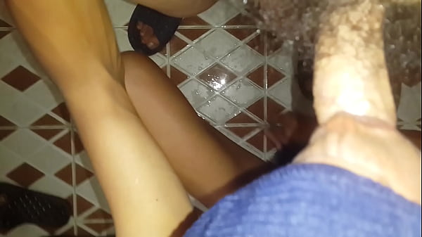 get sucking in wc