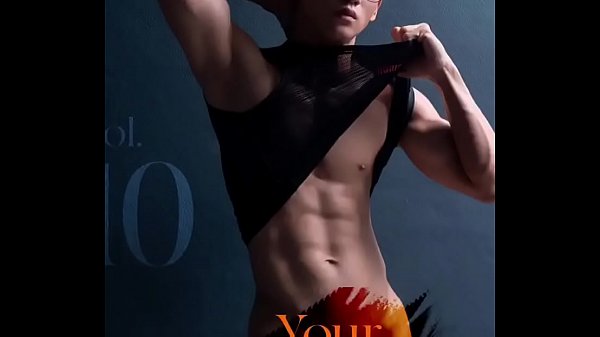 Nguyễn Tiến Quân được sốc lộ rên rỉ