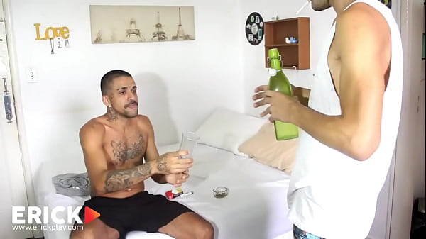 Casal De Acompanhante
