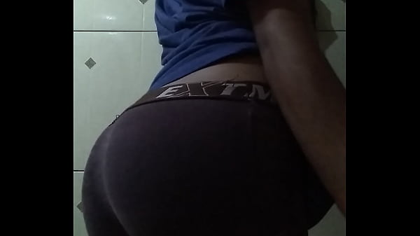 Exibindo meu rabinho
