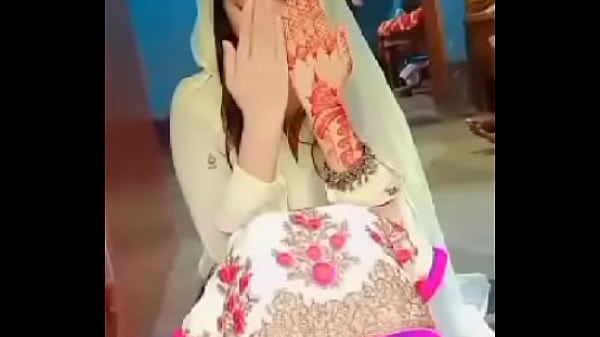 Pakistani girl nude selfie for bf